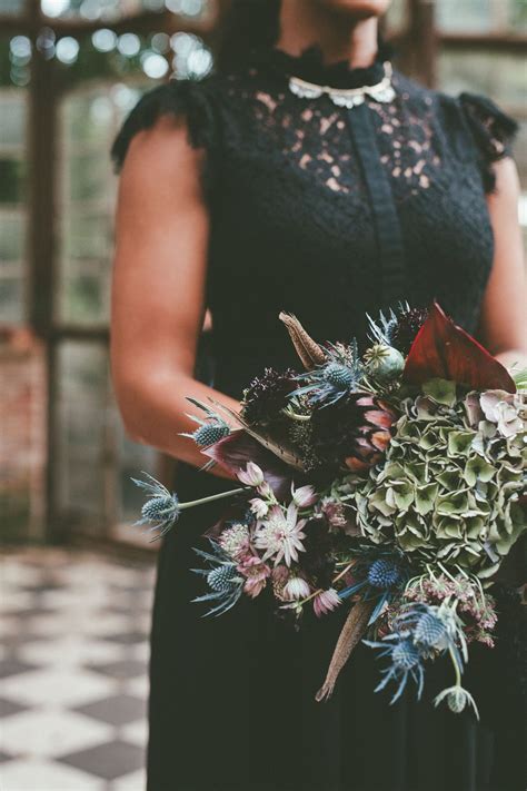 Elevating your Witchcraft Rituals with a Beautiful Bouquet